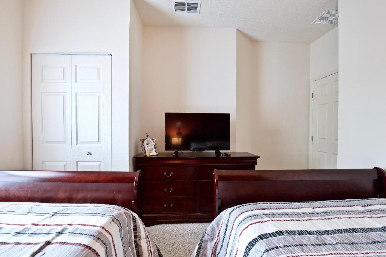 Great And Practical Townhouse In Gated Community, Sleeps 6 10 Min To Disney! Orlando Extérieur photo